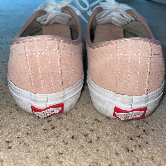 Vans - Picture 3 of 3